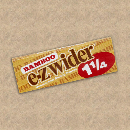 E-Z Wider Rolling Papers Bamboo 1 1/4 (24 Leaves)